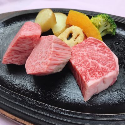 能登牛ステーキ「三種盛り」コース