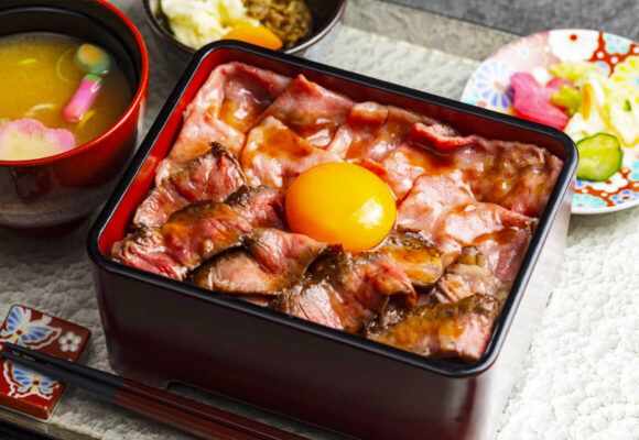 能登牛ローストビーフと国産牛サーロイン重